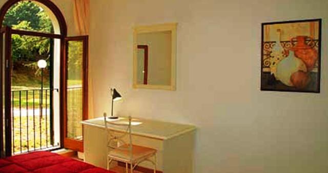Residence Bizzoni Terni Buitenkant foto