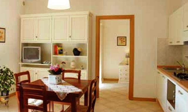 Residence Bizzoni Terni Buitenkant foto