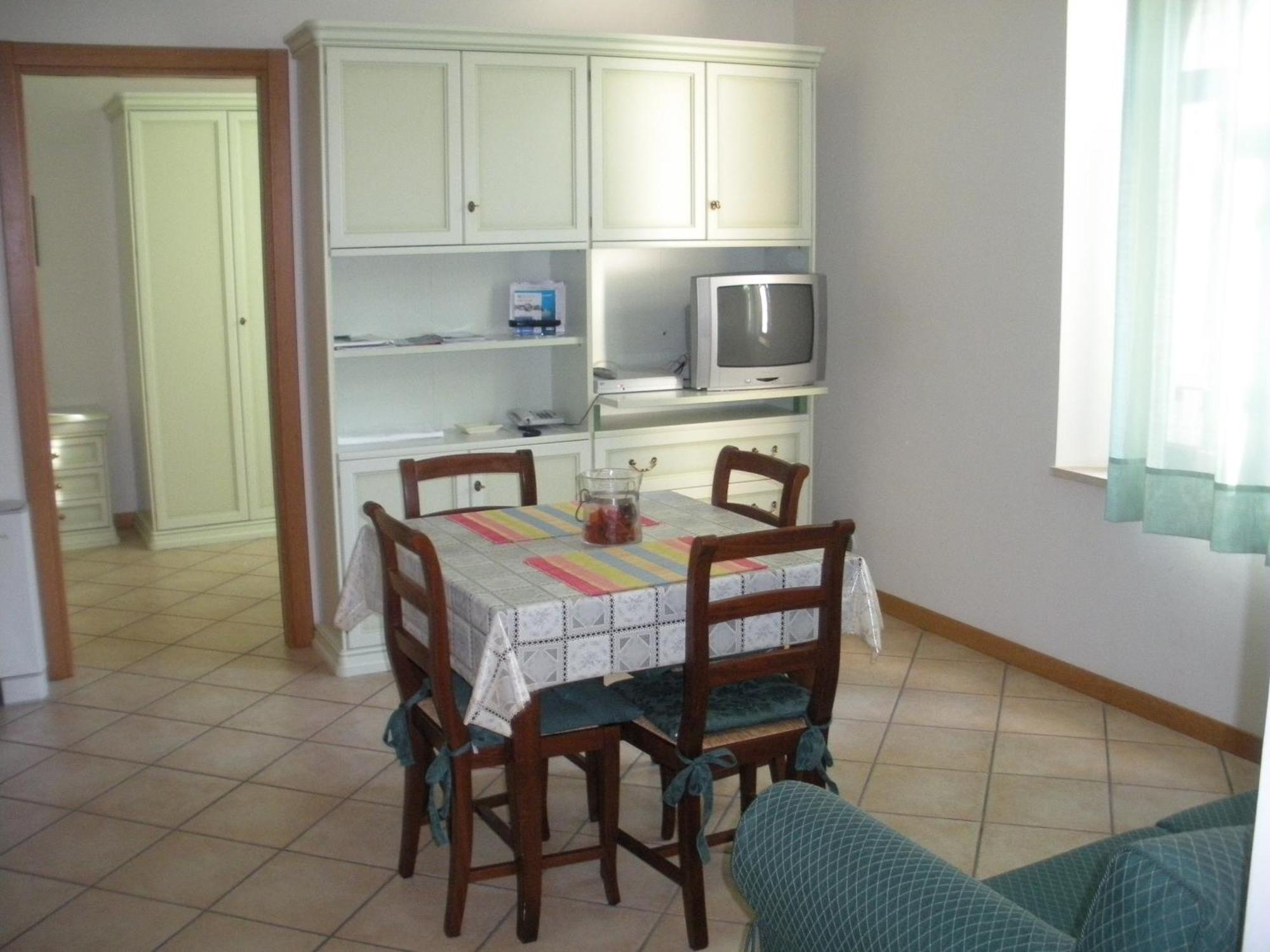 Residence Bizzoni Terni Buitenkant foto