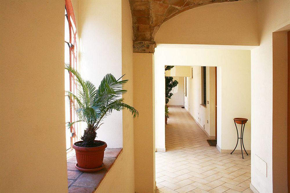 Residence Bizzoni Terni Buitenkant foto